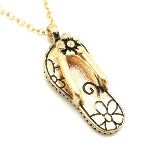 Pretty Flip Flop Pendant Necklace